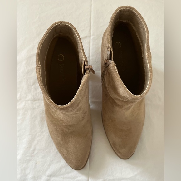 Suede look booties - Picture 4 of 5